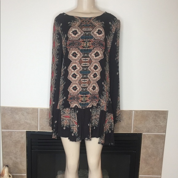 Free People Dresses & Skirts - Free People Open Back Ruffle Hem Mini Dress Size M